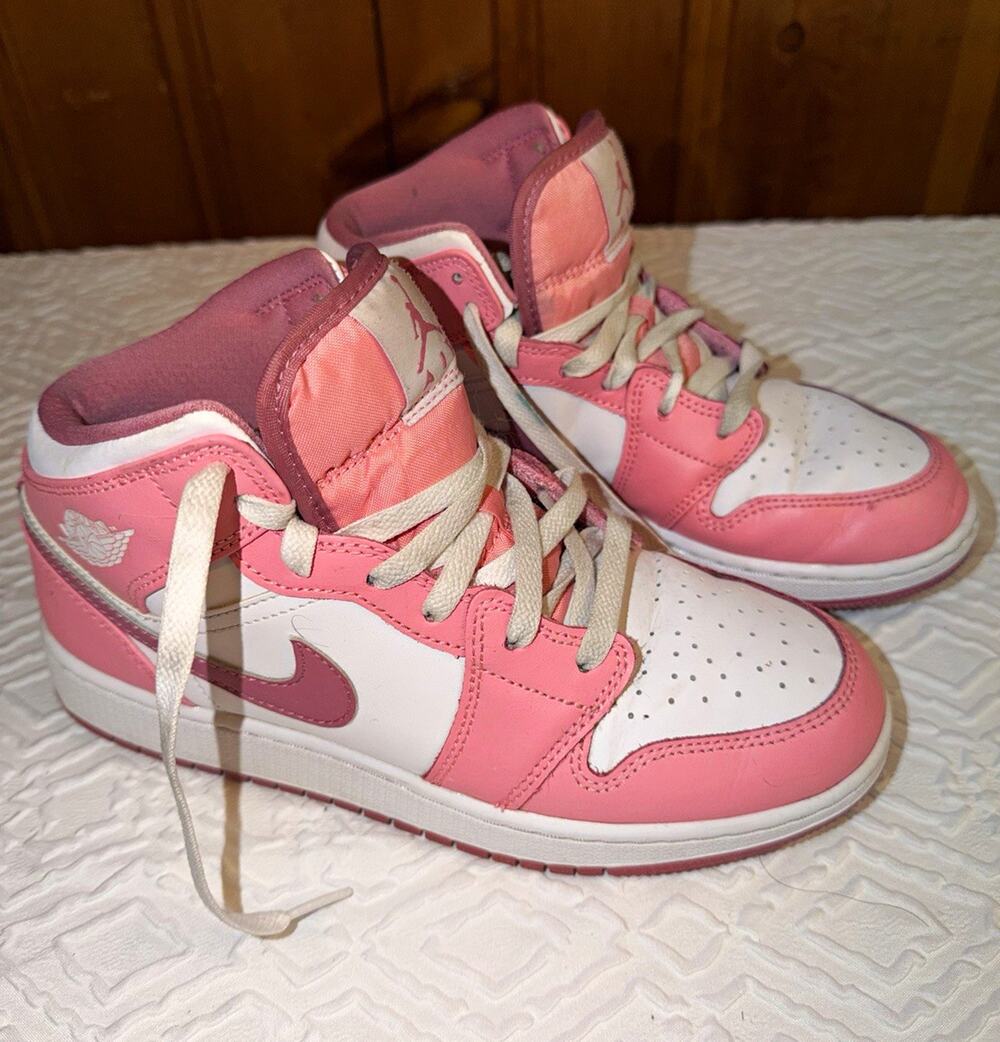 Jordan Air Jordan Girls Sneaker US 6 Mid Top Pink/White Colorblock Lace Up